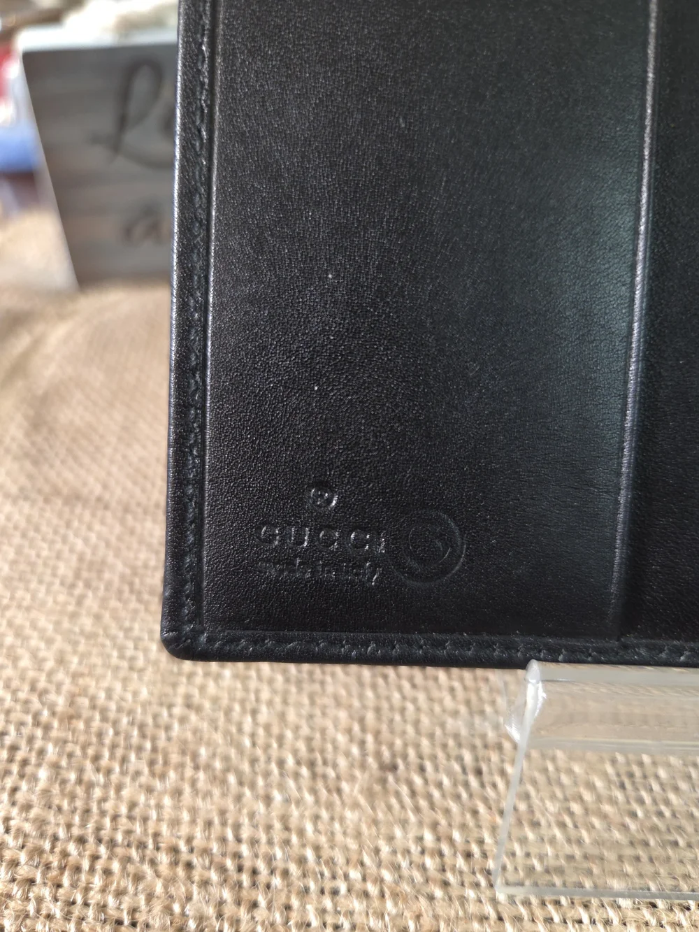 LIKE NEW Gucci Black Leather Wallet with Silver 'G' Hardware - Picture 6 of 9